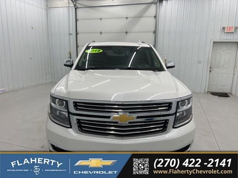 Used 2018 Chevrolet Suburban Premier AWD/4WD image 7