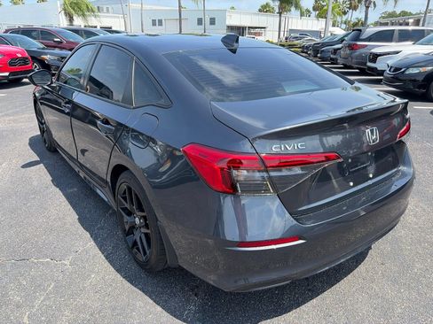 Used 2024 Honda Civic Sport image 5