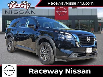 Used 2024 Nissan Pathfinder S