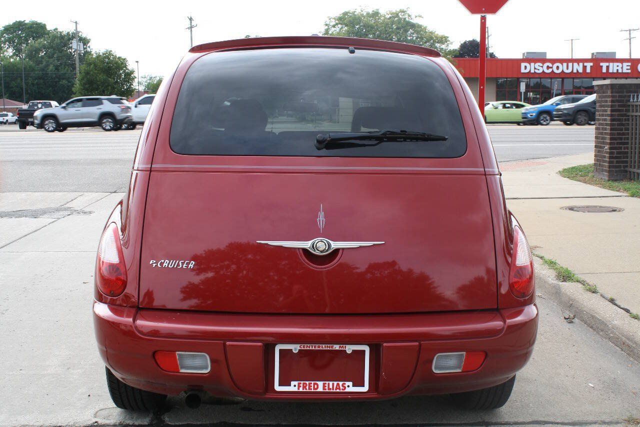 Used 2010 Chrysler PT Cruiser w/ Convenience Group FWD image 5