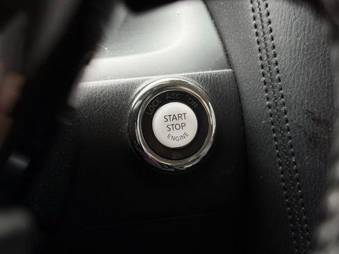 Used 2021 Nissan Armada SV AWD/4WD image 34