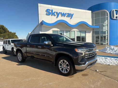 Used 2023 Chevrolet Silverado 1500 LTZ image 1