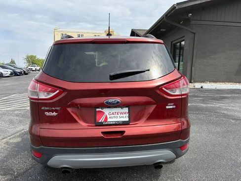 Used 2016 Ford Escape SE w/ Equipment Group 201A AWD/4WD image 4