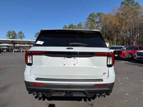 New 2026 Ford Explorer ST w/ Sun And Sound Package image 4