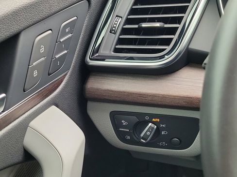 Certified 2022 Audi Q5 2.0T Premium Plus w/ Premium Plus Package image 20