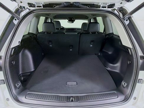 Used 2023 Jeep Grand Cherokee Limited w/ Black Appearance Package image 27