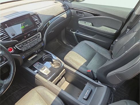Used 2019 Honda Pilot Elite image 12