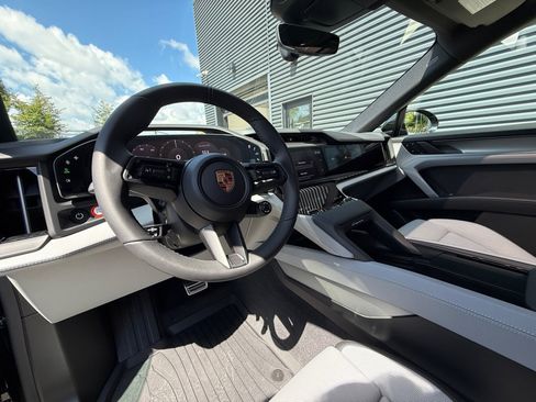 New 2026 Porsche Cayenne S AWD/4WD image 15