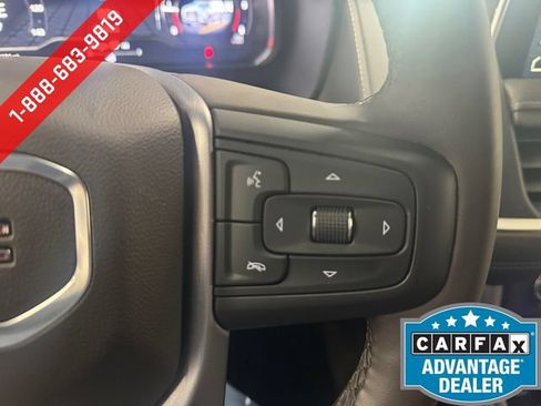 Certified 2023 GMC Yukon SLT w/ SLT Premium Package AWD/4WD image 19