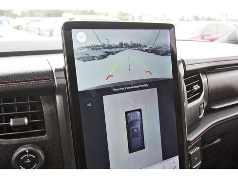 Used 2022 Ford Expedition Max Limited image 25