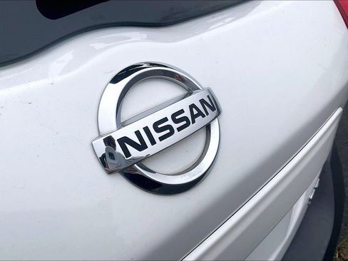 Used 2018 Nissan Kicks SR image 26