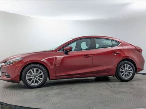 Used 2018 MAZDA MAZDA3 Sport w/ Preferred Equipment Package FWD image 3