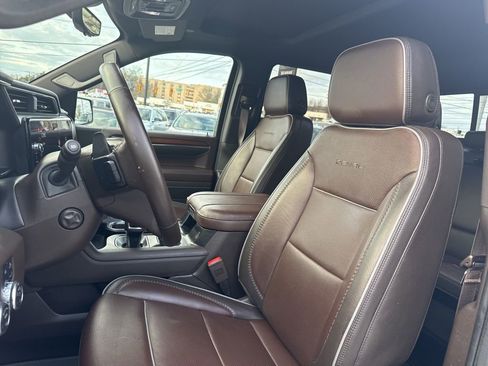 Used 2025 GMC Sierra 1500 Denali w/ Denali Reserve Package image 19