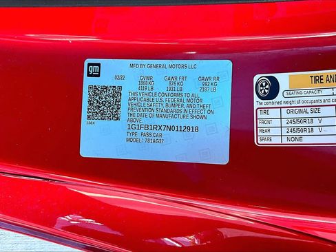 Used 2022 Chevrolet Camaro LT RWD image 32