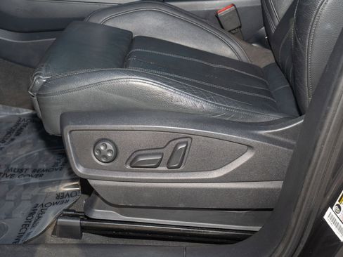 Used 2018 Audi Q5 2.0T Premium Plus w/ Premium Plus Package image 29