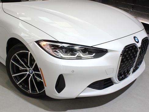 Used 2022 BMW 430i xDrive Convertible w/ Premium Package 2 image 12