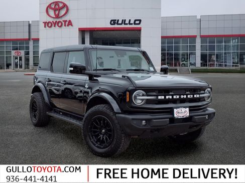 Used 2023 Ford Bronco Outer Banks AWD/4WD image 1