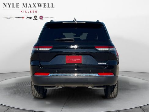 New 2025 Jeep Grand Cherokee Laredo image 15