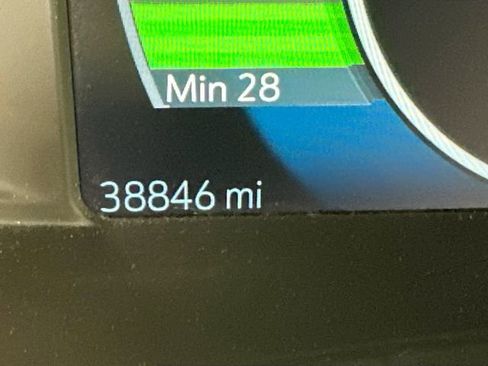 Used 2019 Chevrolet Bolt LT FWD image 15
