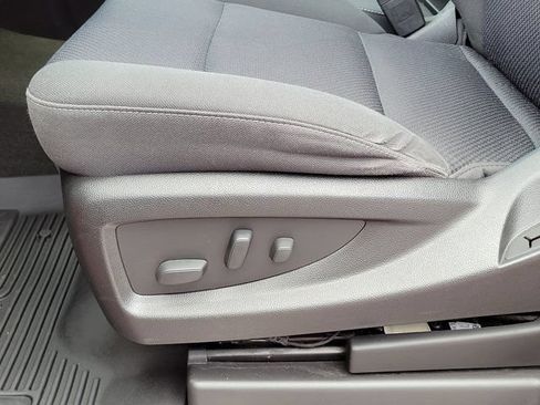Used 2018 Chevrolet Silverado 1500 LT w/ All Star Edition AWD/4WD image 19