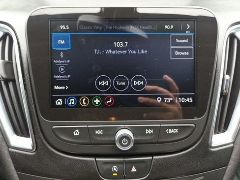 Used 2021 Chevrolet Malibu LT FWD image 14