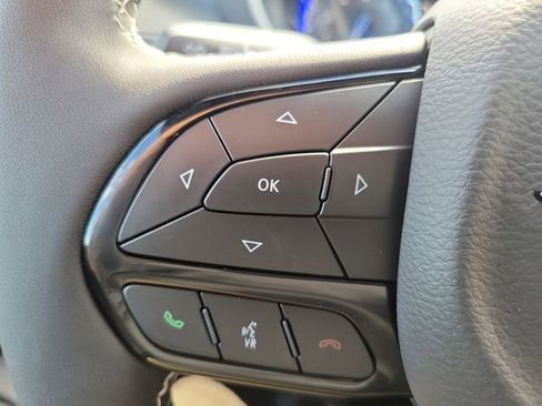 New 2026 Chrysler Pacifica Select w/ S Appearance Package image 18