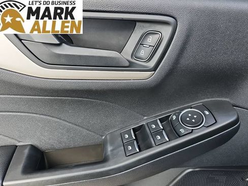 Used 2022 Ford Escape SE FWD image 22