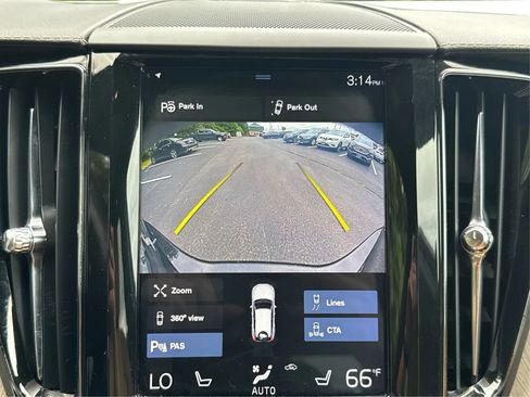 Used 2018 Volvo XC60 T6 Inscription w/ Convenience Package AWD/4WD image 29
