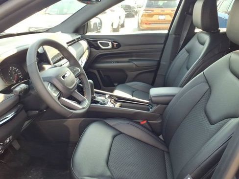 New 2026 Jeep Compass Latitude AWD/4WD image 14
