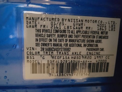 Used 2025 Nissan Sentra SV image 33