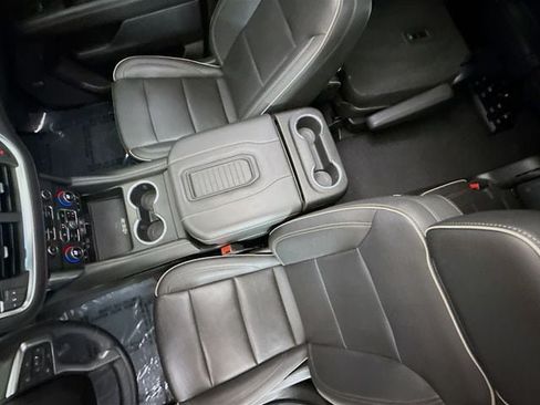 Used 2023 Chevrolet Tahoe Premier w/ Premium Package AWD/4WD image 24