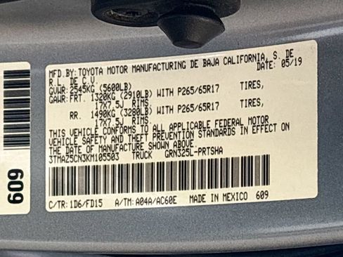 Used 2019 Toyota Tacoma TRD Sport w/ Technology Package RWD image 34