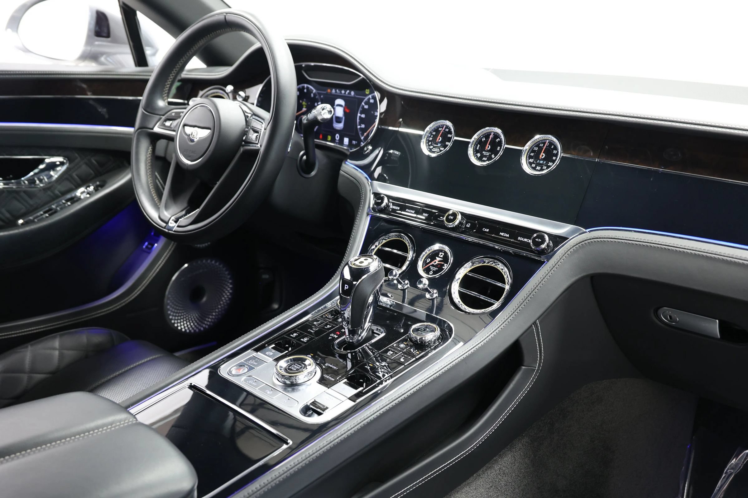 Used 2020 Bentley Continental GT AWD/4WD image 92