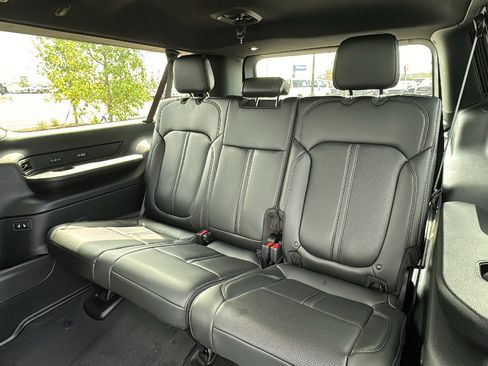 New 2026 Jeep Grand Wagoneer L 2WD image 16