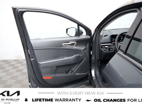 New 2026 Kia Sportage S image 9