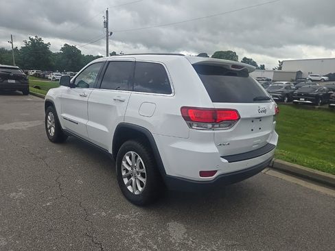 Used 2022 Jeep Grand Cherokee Laredo X AWD/4WD image 4