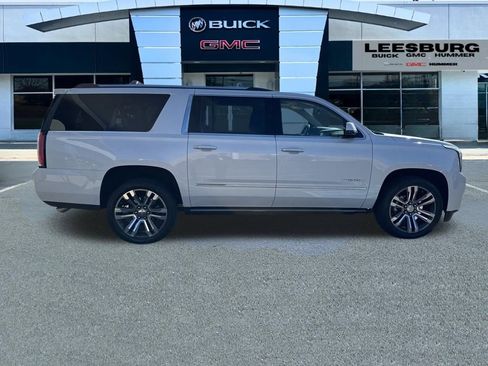 Used 2019 GMC Yukon XL Denali w/ Denali Ultimate Package image 8