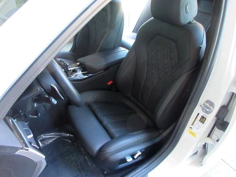 Used 2023 BMW 530i w/ M Sport Package RWD image 10