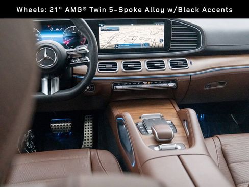 Used 2024 Mercedes-Benz GLS 450 4MATIC image 21