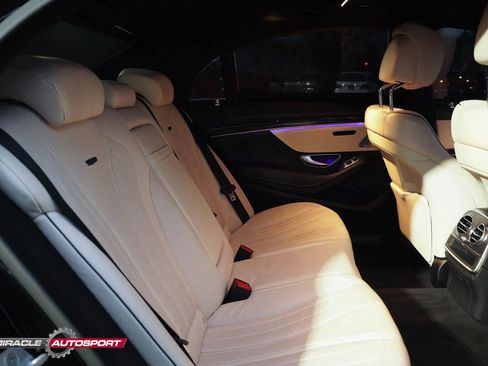 Used 2015 Mercedes-Benz S 63 AMG 4MATIC Sedan w/ Driver Assistance Package image 39