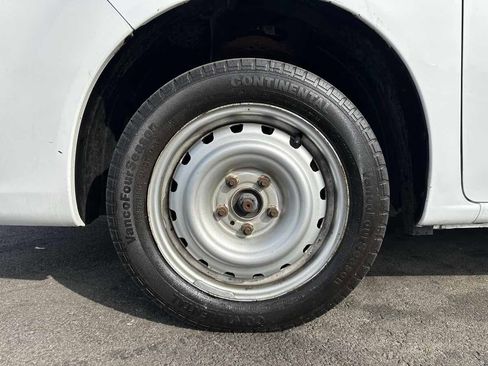 Used 2020 Nissan NV200 S image 9