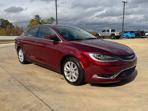 Used 2015 Chrysler 200 C image 7