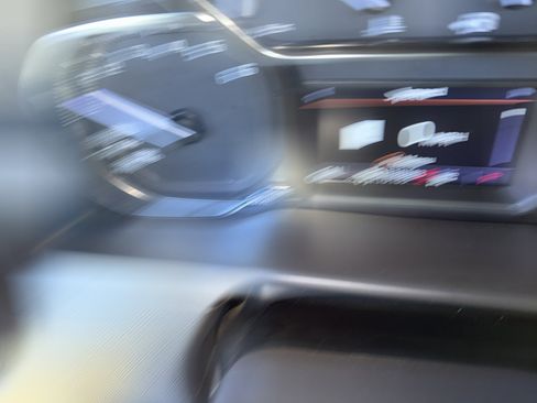 Used 2021 GMC Sierra 1500 SLT w/ SLT Premium Plus Package image 15