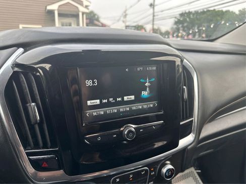 Used 2018 Chevrolet Traverse LS image 18