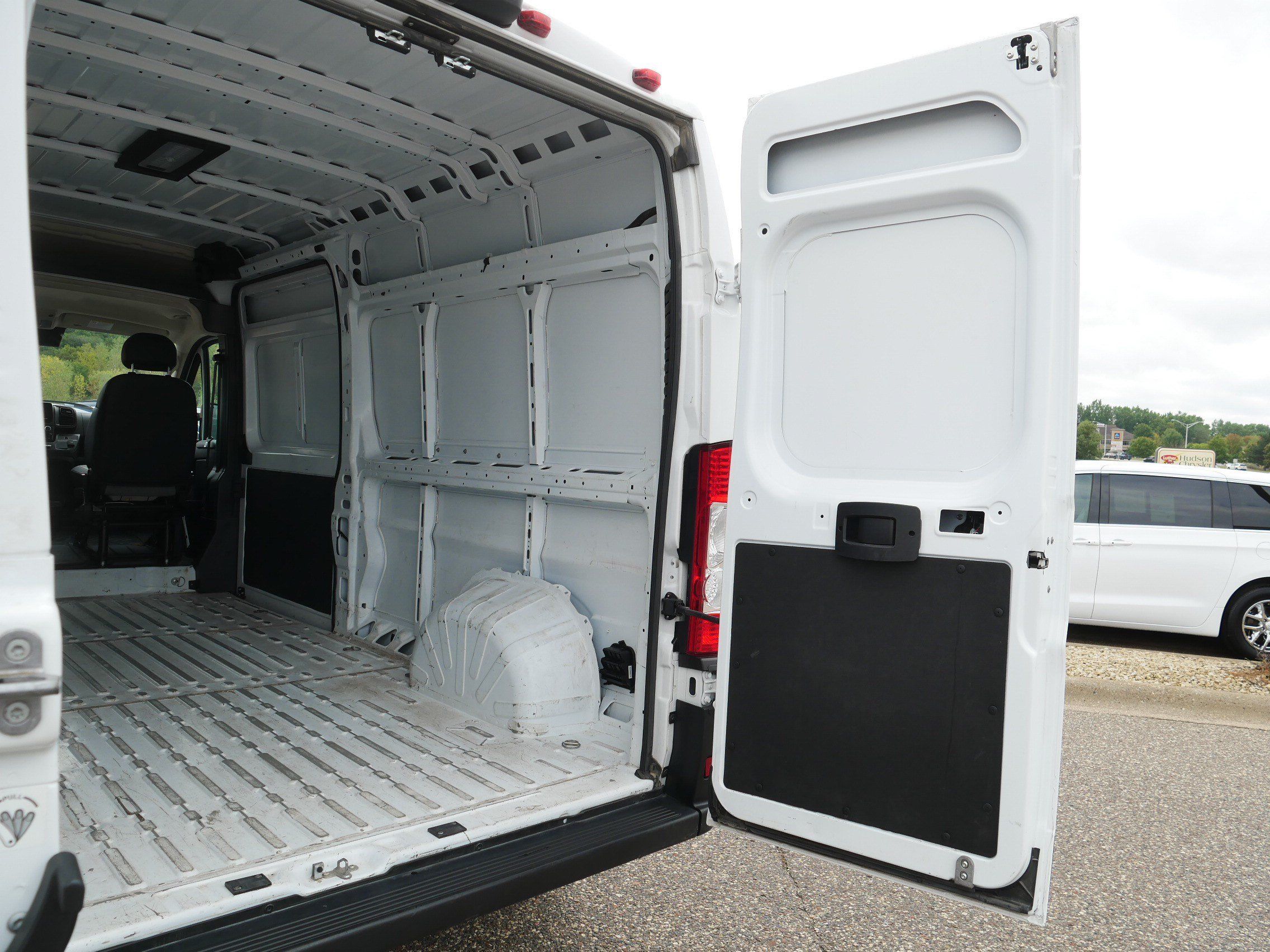 Used 2024 RAM ProMaster 2500 w/ Convenience Group FWD image 38