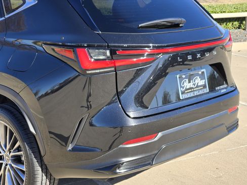 Certified 2022 Lexus NX 300h AWD image 16