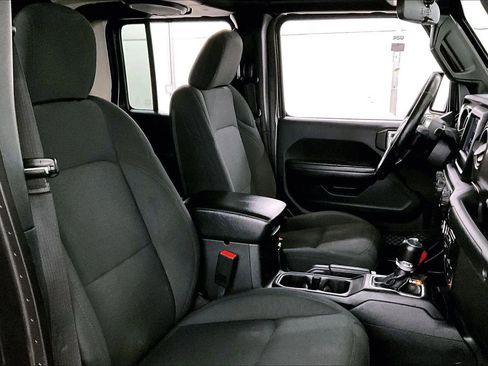 Used 2020 Jeep Gladiator Sport w/ Quick Order Package 24S image 7