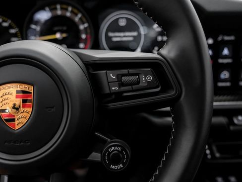 Used 2022 Porsche 911 GT3 image 15