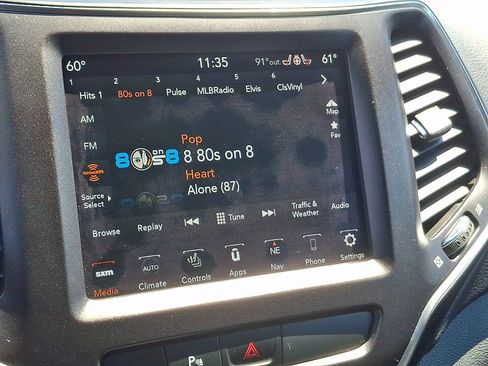 Used 2020 Jeep Cherokee Trailhawk w/ Cold Weather Group AWD/4WD image 17