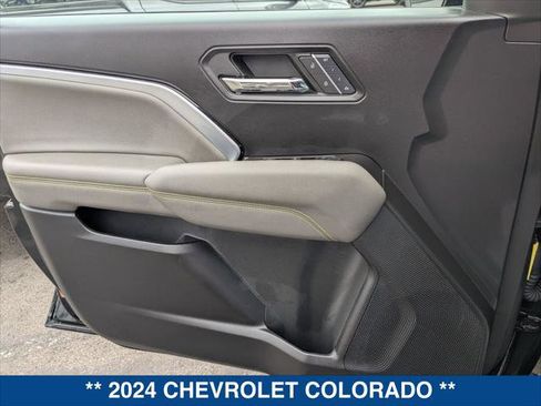 Used 2024 Chevrolet Colorado ZR2 w/ ZR2 Bison Edition AWD/4WD image 10